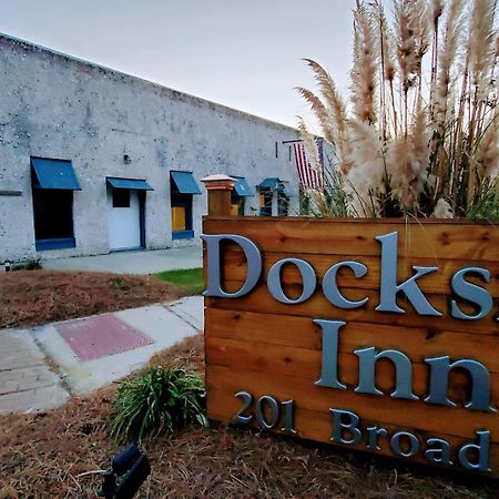 Darien Dockside Inn Buitenkant foto